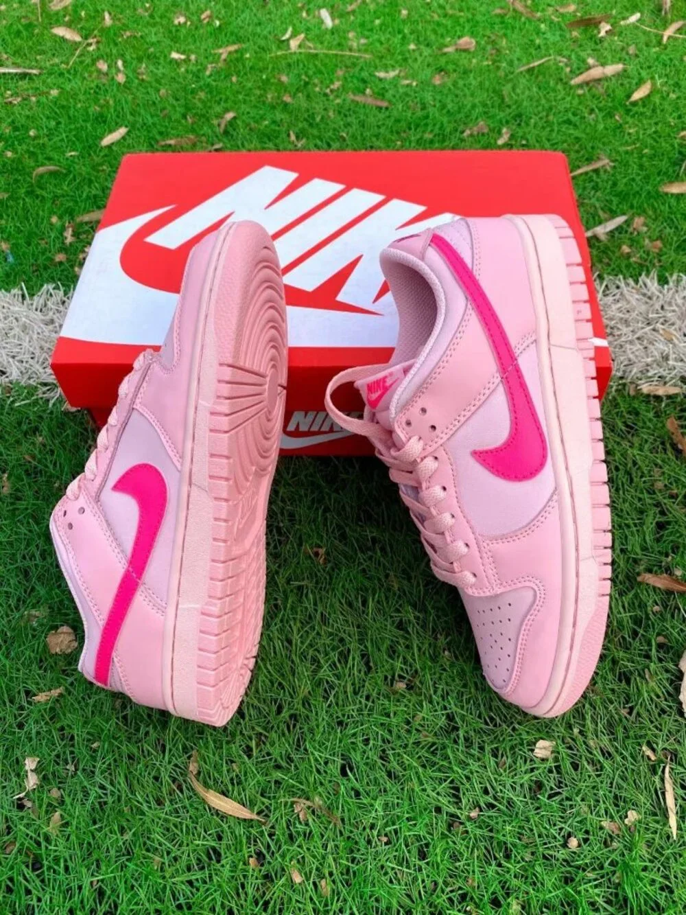Nike Dunk Low Pink Foam Hyper Pink GS Sneakers Brand New Original Box